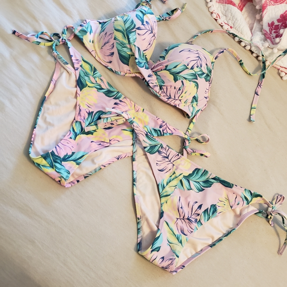 Shade & Shore Pink Tropical Leaf Bikini Set